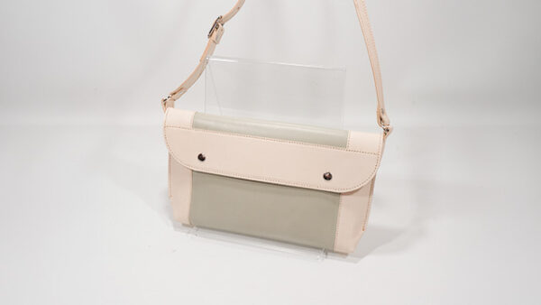  ショルダー ポーチ〈スエード裏地仕様〉